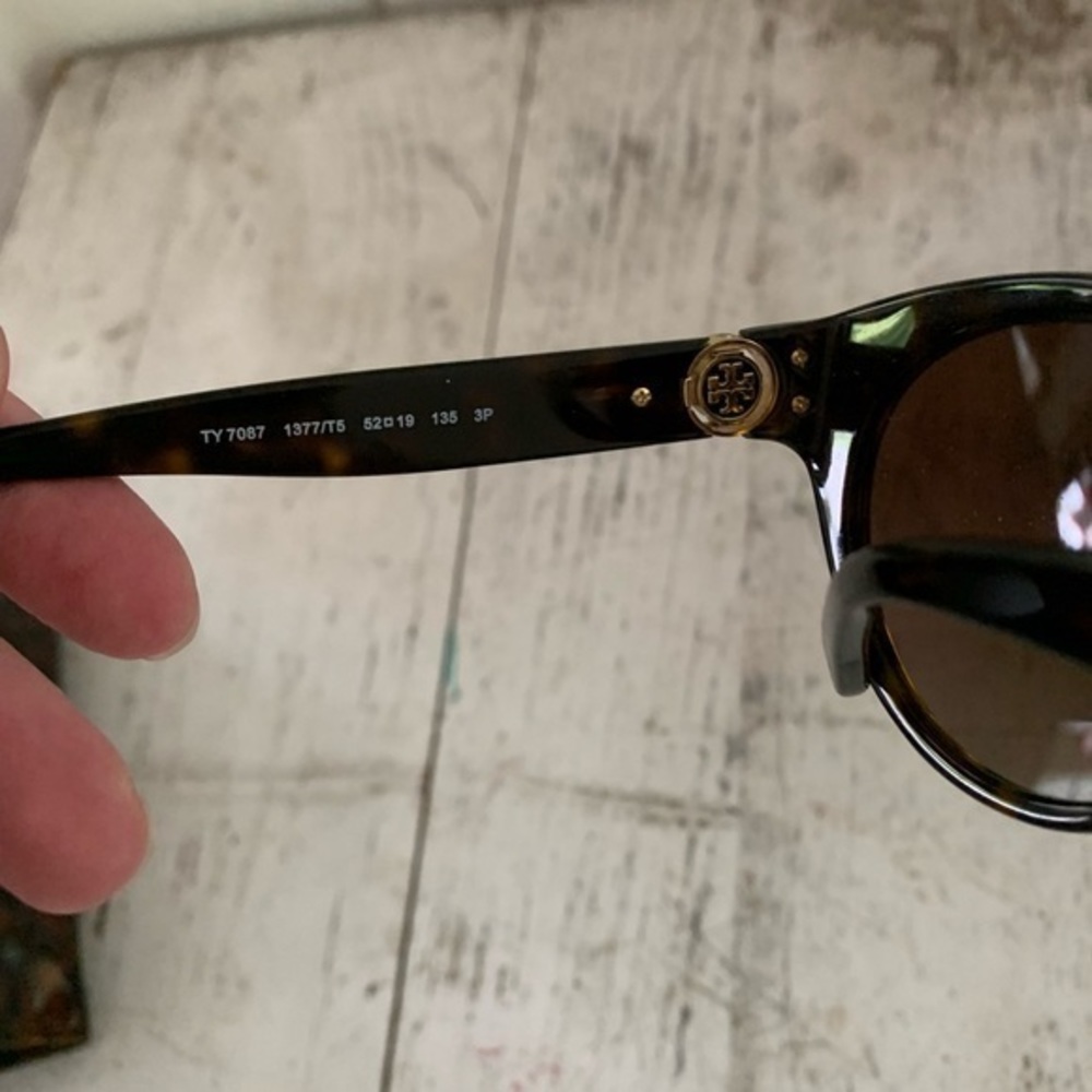 Tory Burch Sunglasses TY7087 Tortoise Gold - Picture 5 of 9